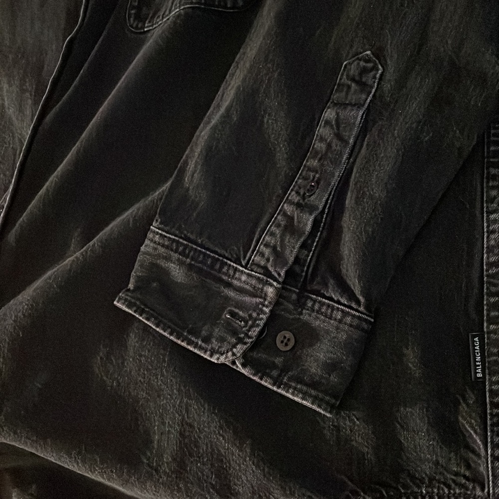 Balenciaga denim top. Button up. 100% authentic. Barney’s New York purchase - Picture 6 of 8